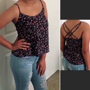 4/$20 Hollister Top Floral Print